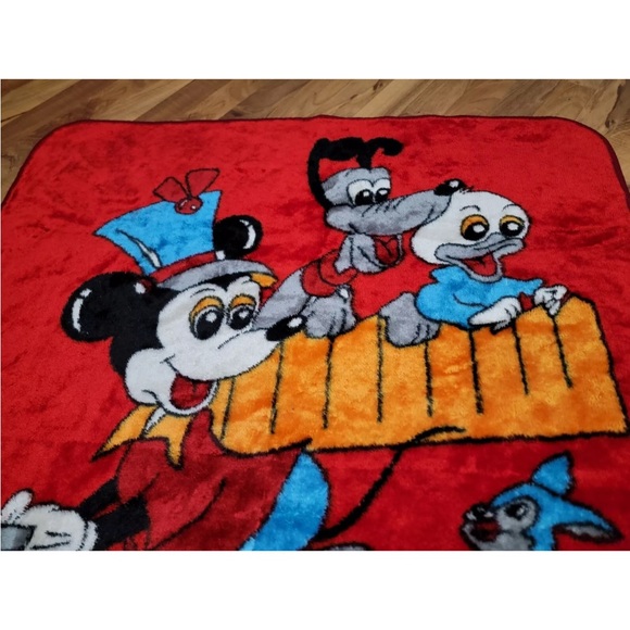 Vintage Mickey Mouse Bicycle Red Plush Throw Blanket Pluto Thumper RARE! - Picture 2 of 3